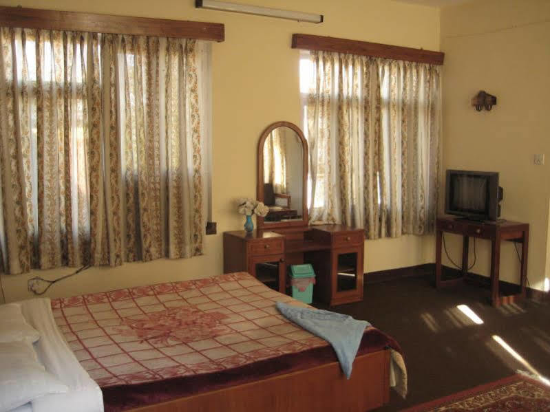 Potala Tourist Home Katmandu Zewnętrze zdjęcie