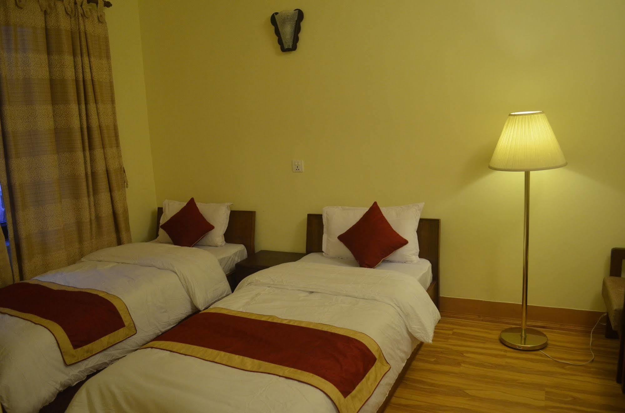 Potala Tourist Home Katmandu Zewnętrze zdjęcie
