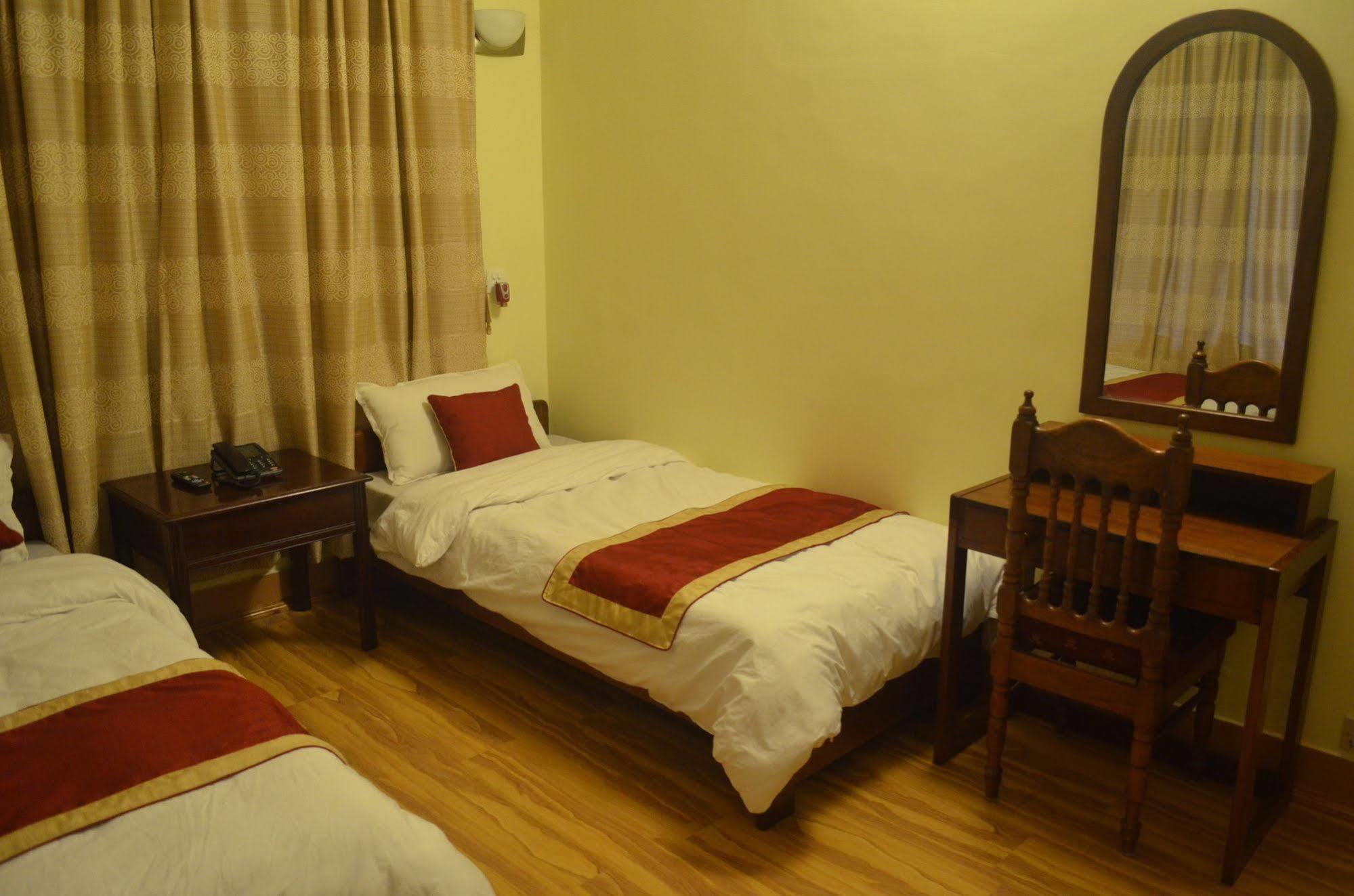 Potala Tourist Home Katmandu Zewnętrze zdjęcie